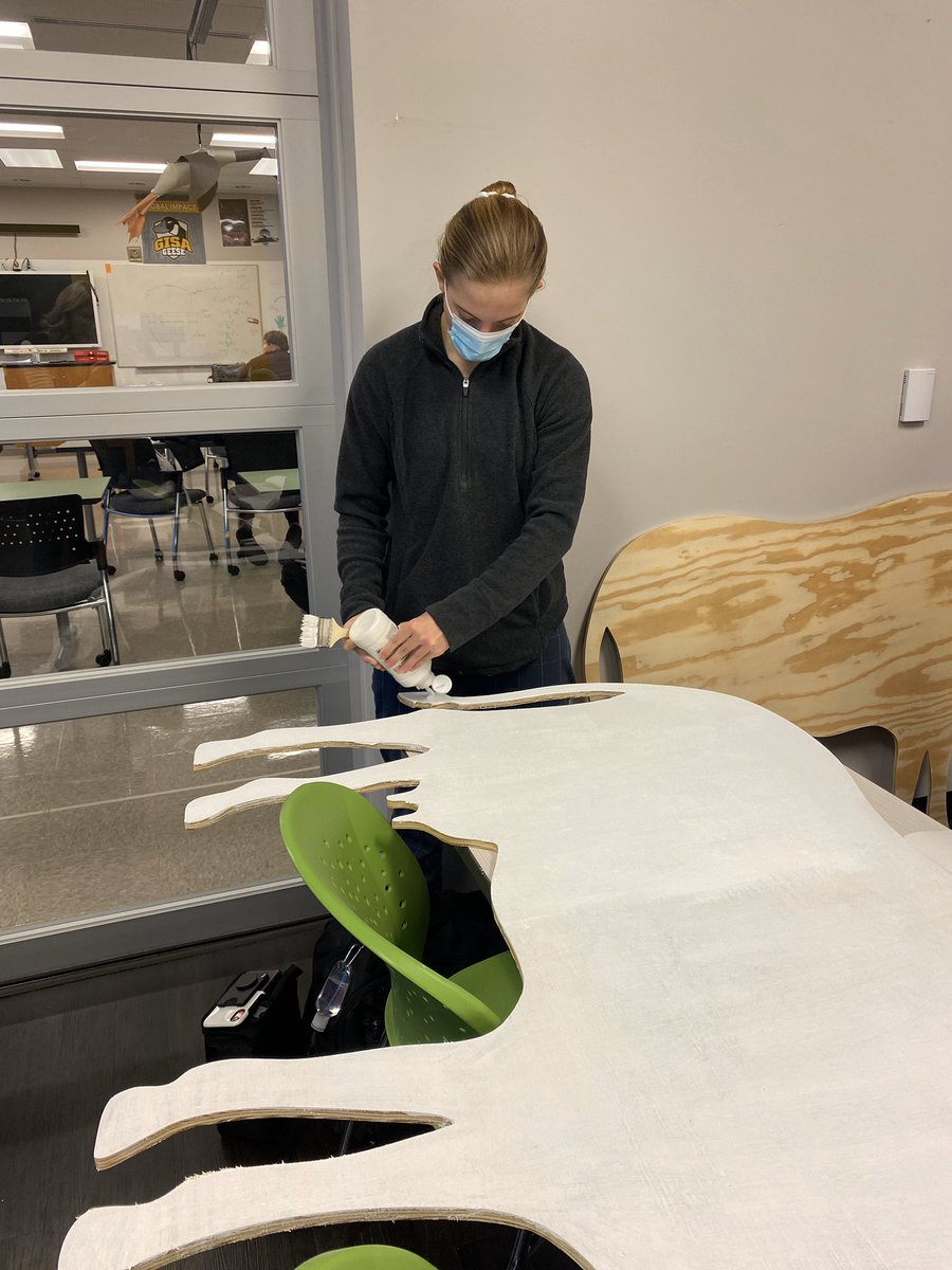 AmyLookHenry's tweet photo. Hands down, the BEST part of my job is seeing students do things they love with passion and excitement. @GIAcademy Ag Business students are working hard on their projects, and they’re looking forward to showcasing them in our community and at Expo Night! https://t.co/tvtV358m3V