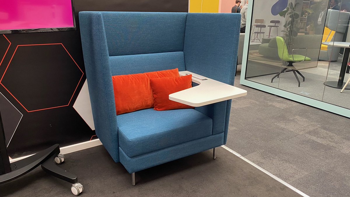 Davison_Highley's tweet photo. Visiting the #WorkspaceDesignShow ?
Stop by at the @OEElectrics booth A28 and discover their expertise in power solutions for workplace, including the presentation of the Skylon workplace chair with built in power. Register here: https://t.co/PYQtMYE7Gt @WorkspaceShowUK https://t.co/tyGx6RfVyY