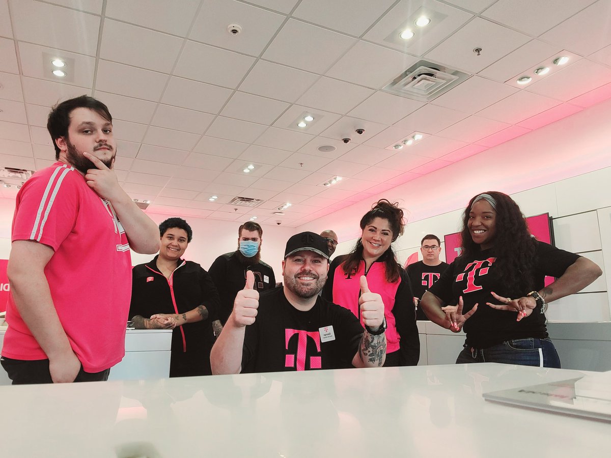 Georgi Ivanov tweet media