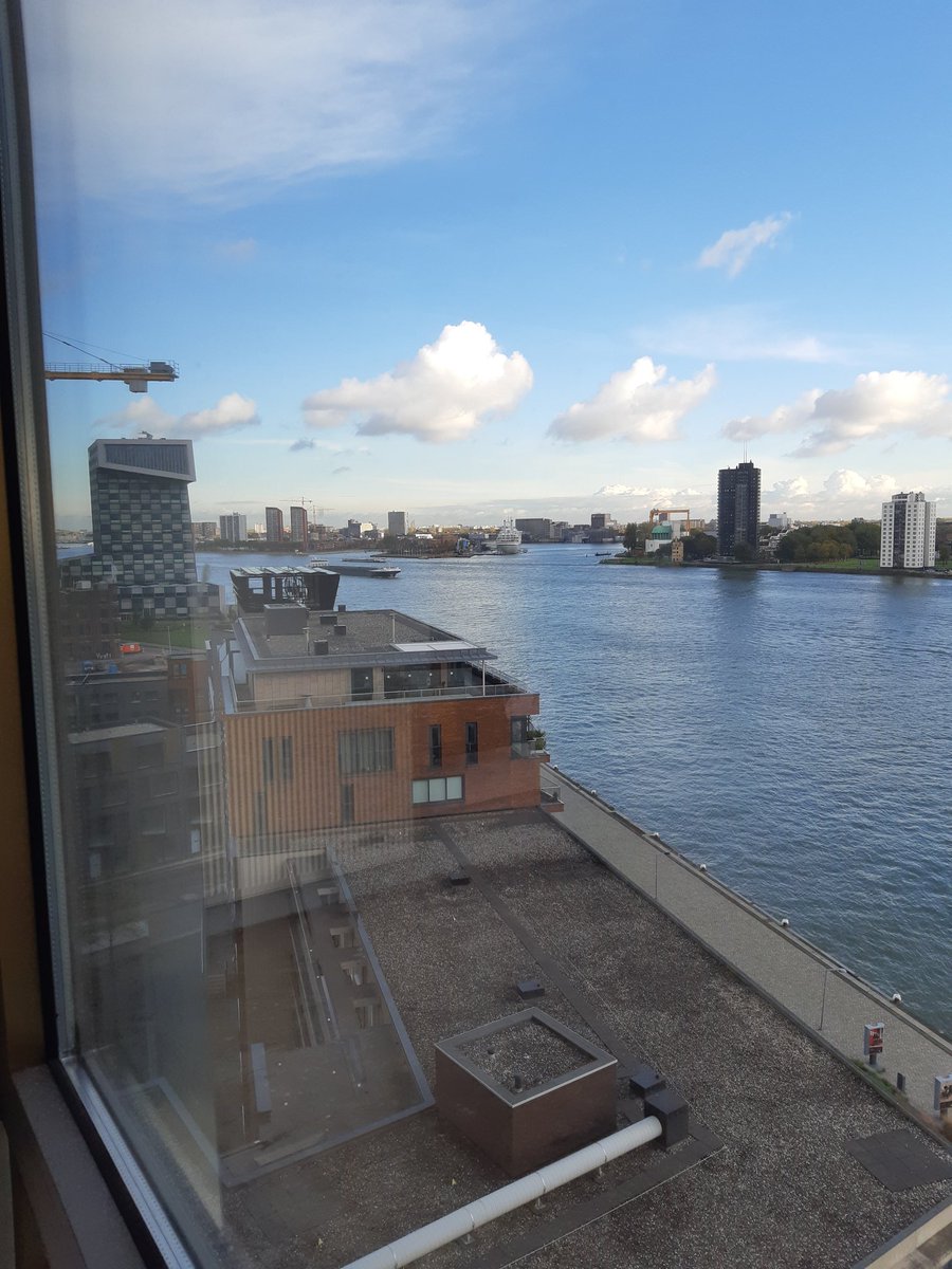 Soms moet je gewoon even genieten van het uitzicht. #wijkagent  #politie #delfshaven #uitzicht #mooi #Rust