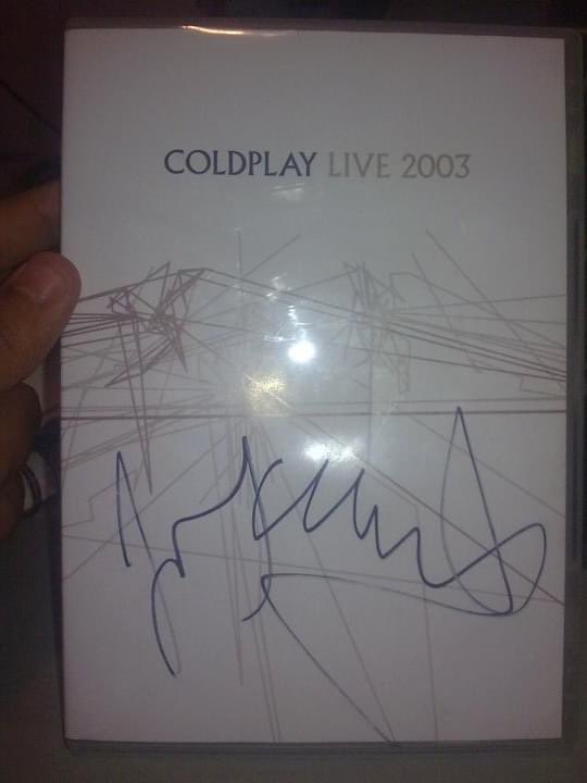 JuanDs89_'s tweet photo. @FilySalcido @ApodacaGroup @coldplay Día 1 esperando que @ApodacaGroup me ayude a volver a conocer a @coldplay en #Monterrey me gustaría que vieran mi tatuaje y me firmaran abajo para tatuarme sus firmas reales https://t.co/PkIX8TBnux