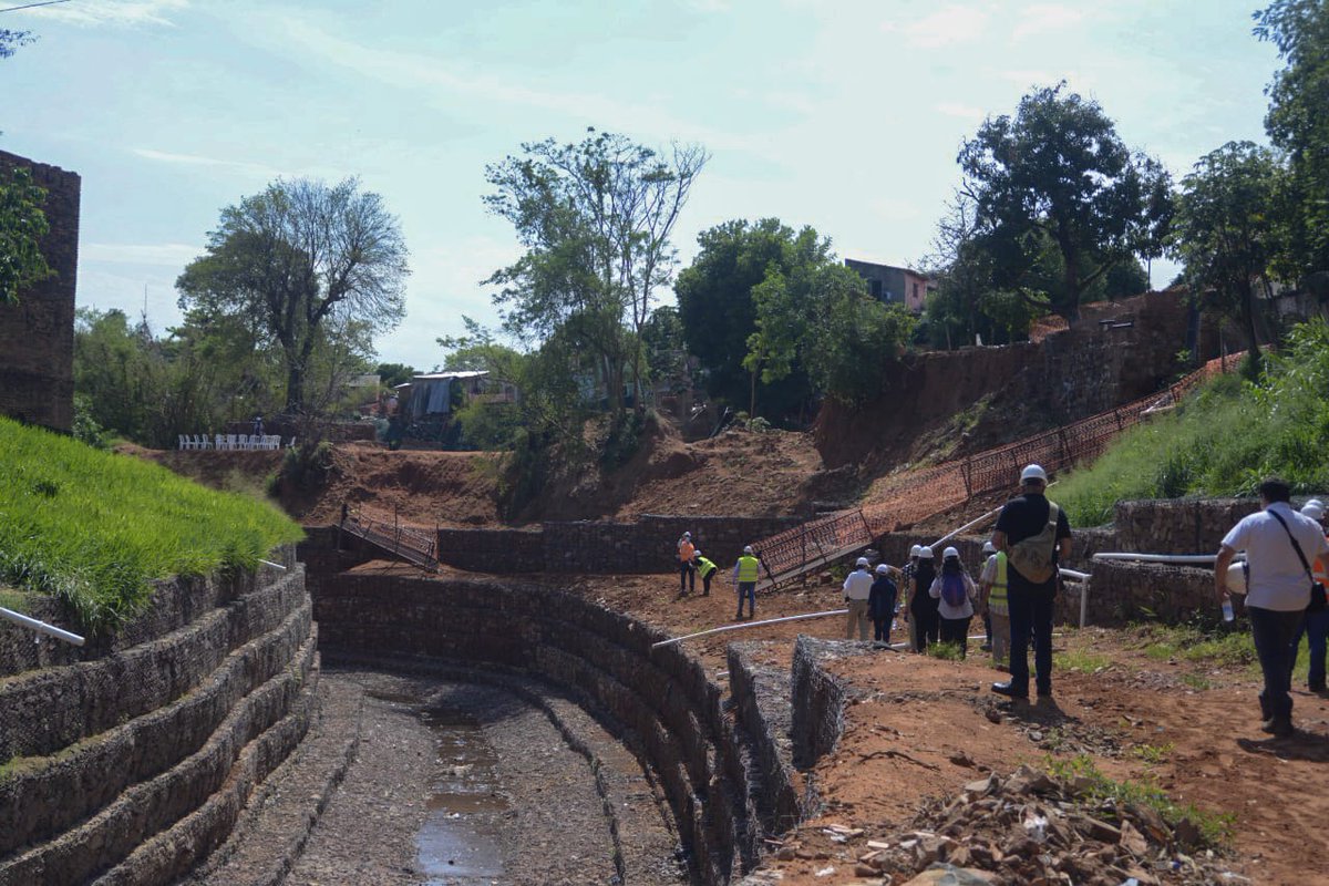 muvhpy's tweet photo. 📍#ChacaritaAlta: Las obras de contención de los cauces Antequera y Tacuarí ya se encuentran en su etapa final
🔗 Entérate más 👉🏻https://t.co/ckJ1X4TmiC https://t.co/r2ZyERUphi