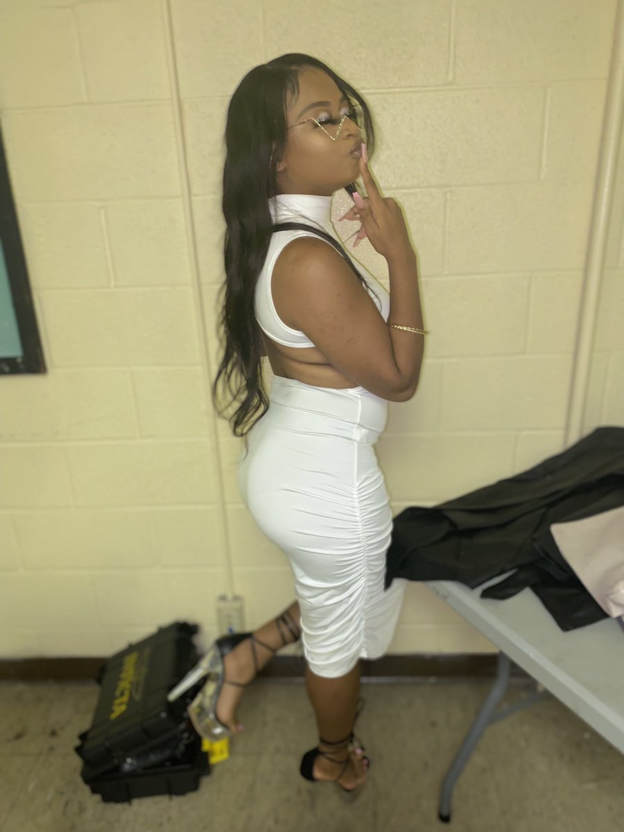 tharealmeme1's tweet photo. hit different. 🤍✨
#GQMS💎 https://t.co/pWlvdYYja7