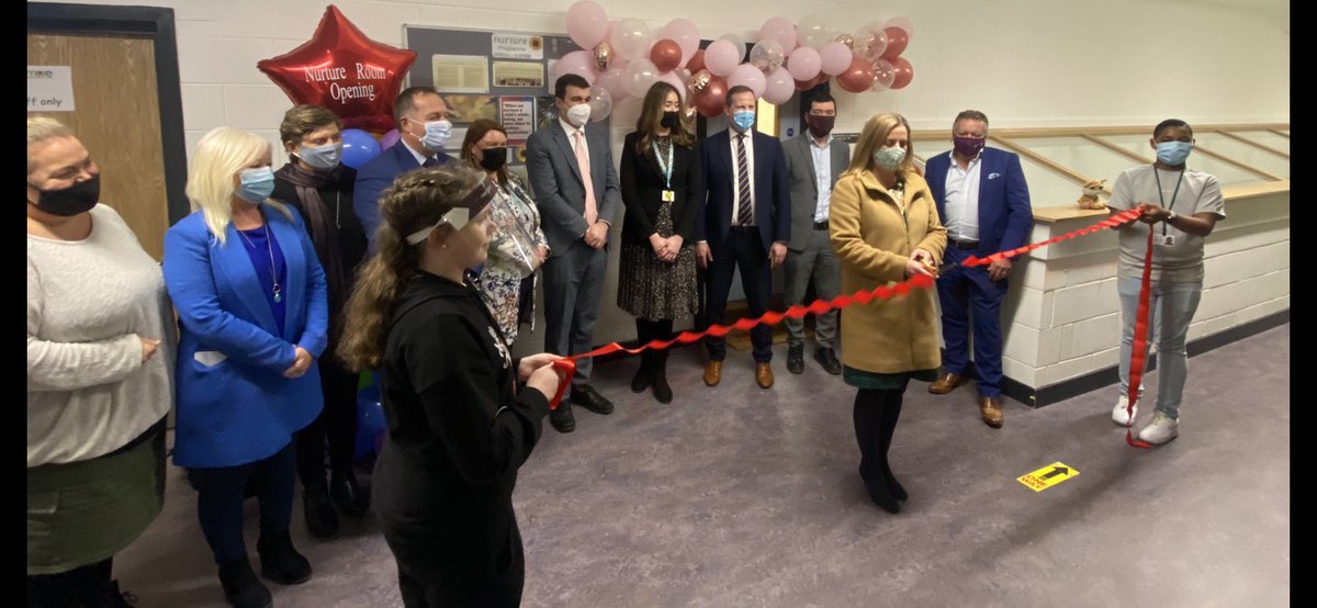 AlanFarrell's tweet photo. Delighted to attend @BremoreEducate this evening to see their new Nurture Room, officially opened by Mayor Ó Rodaigh.

Huge thanks to Principal Kathy Jones, fantastic school staff &amp; wonderful students for their amazing, musical welcome. Serious talent on show! https://t.co/7BCleJVo5D