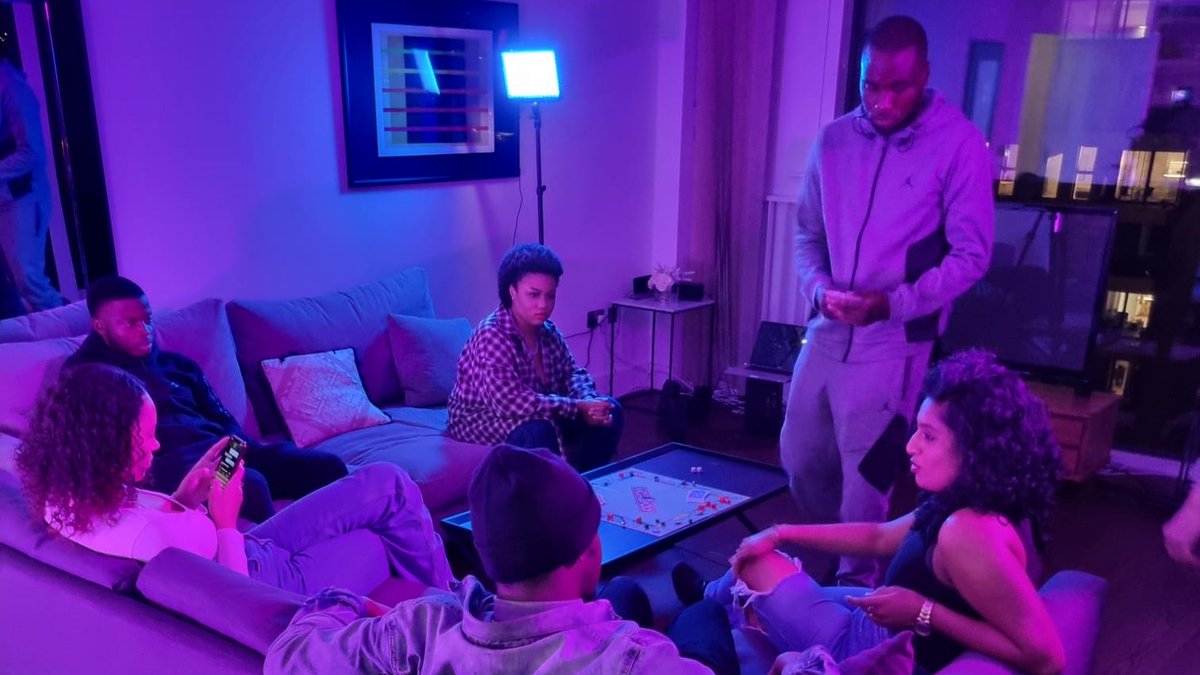 TheRealKingzlee's tweet photo. @Kingzlee New Video coming soon! https://t.co/B5vxY7q9gv