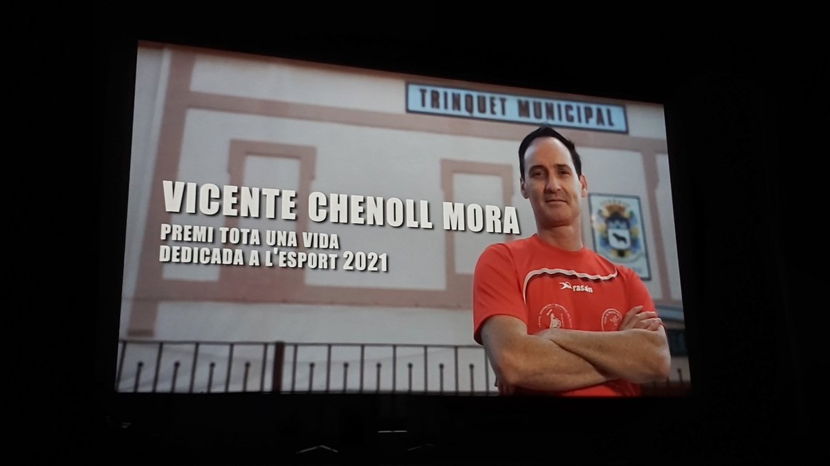 CsManises's tweet photo. Gala de L'Esport 2021.
Desde Ciudadanos Manises queremos dar la enhorabuena a los galardonados:
🔹Elba Garfella Béjar como mejor deportista
🔹 Club de Ball Esportiu Manises
🔹 Vicente Chenoll Mora
#CsConElDeporte⚽️🏀🏊♂️🏐
#CsConManises https://t.co/NEaPLI4Ivh