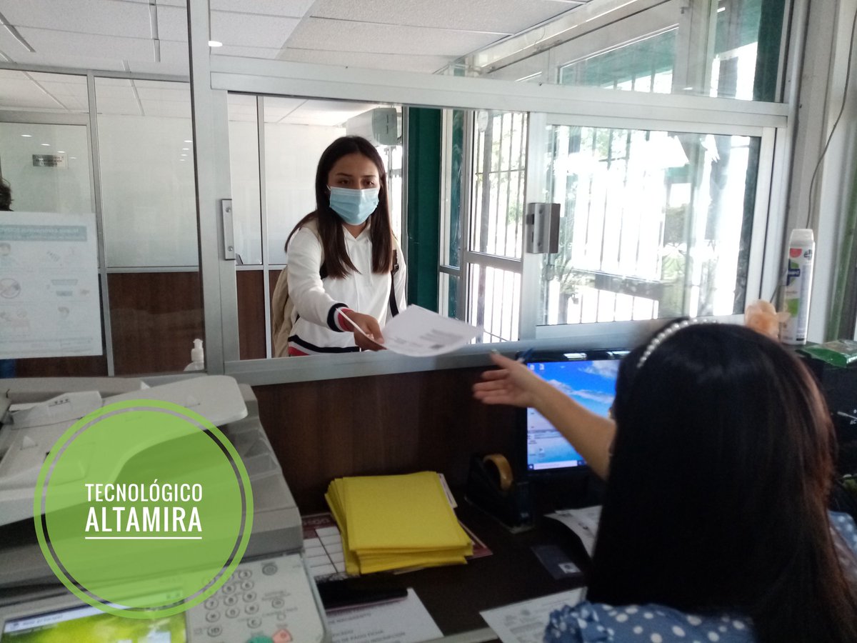 Regresando poco a poco a actividades presenciales, cuidando del personal y de nuestros estudiantes.
