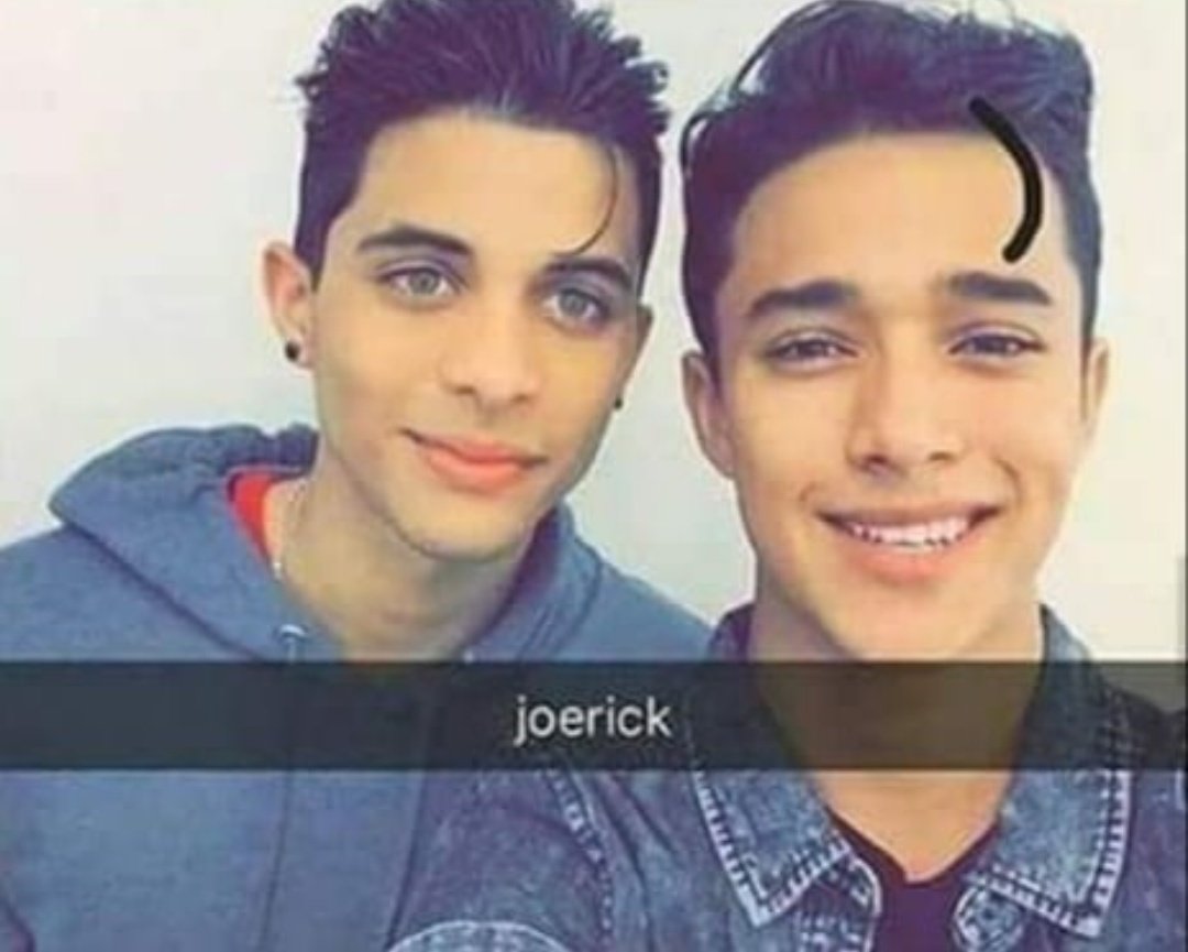 Jessi12324300's tweet photo. Con esta foto empezó todo
Un shipp q ellos mismos crearon
Feliz 6 aniversario joerick
#joerick
#joerick6years
#siguefirme https://t.co/T5eNkCfvlA
