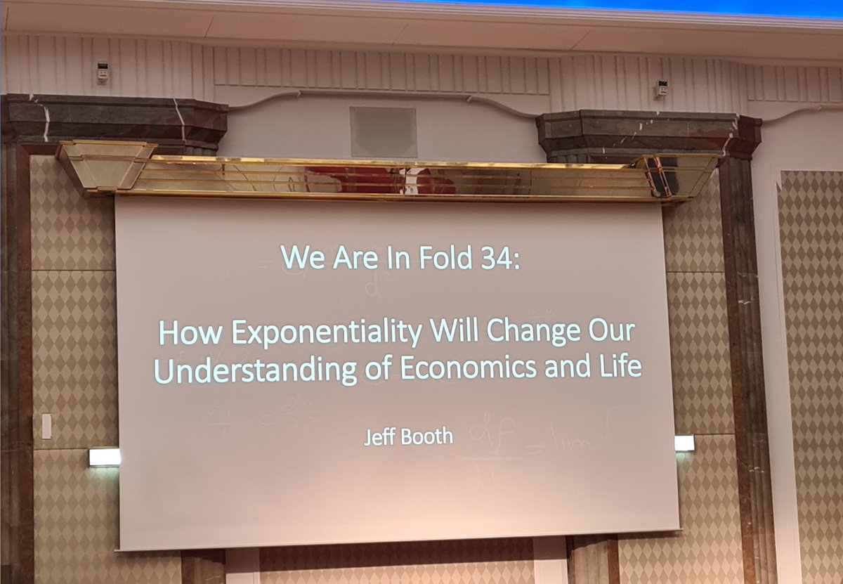RonStoeferle's tweet photo. What a fantastic keynote by @JeffBooth here in Vienna! #btc #deflation #exponentialage #austrianeconomics #restartvienna https://t.co/vtf8H3Aic2