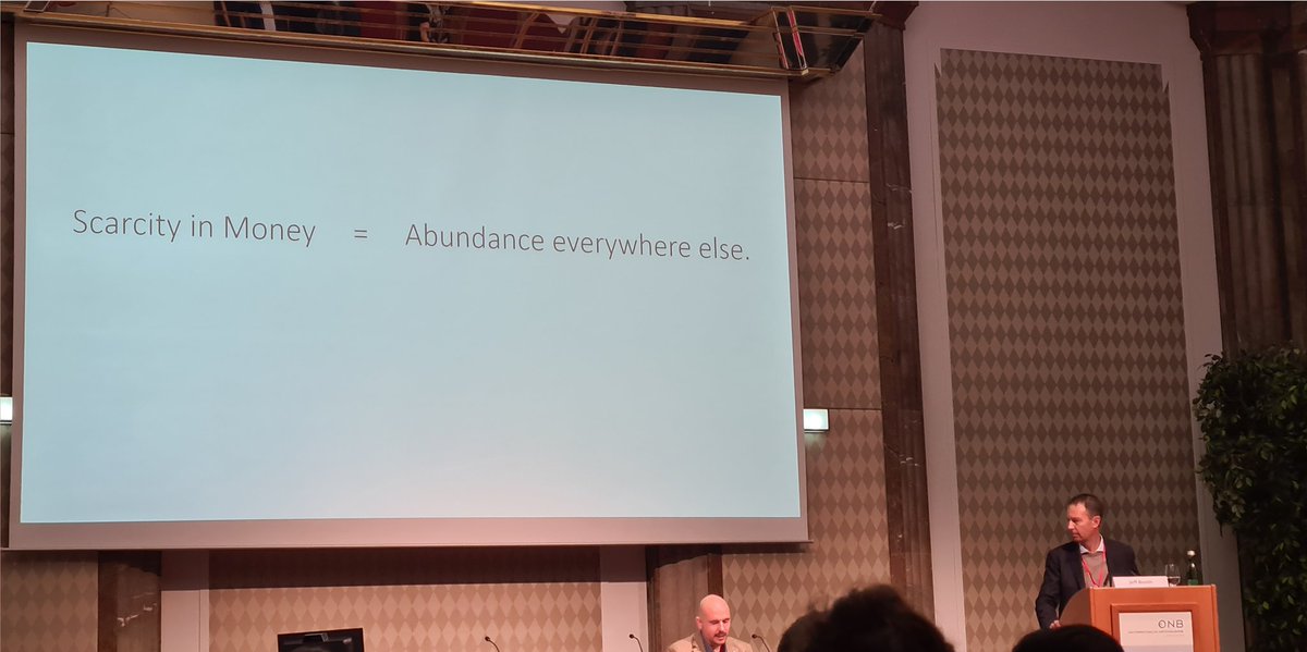 RonStoeferle's tweet photo. What a fantastic keynote by @JeffBooth here in Vienna! #btc #deflation #exponentialage #austrianeconomics #restartvienna https://t.co/vtf8H3Aic2