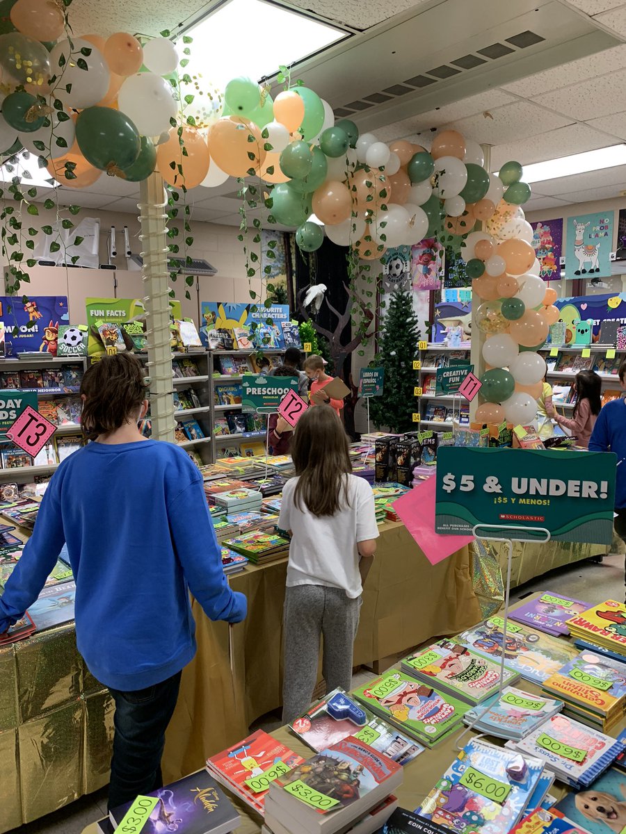 NISDLSELibrary's tweet photo. Book fair previews have begun and we are super excited for our enchanted forest @Scholastic book fair! @NISDLeonSprings #LSEGrows https://t.co/qtStdcjY8N