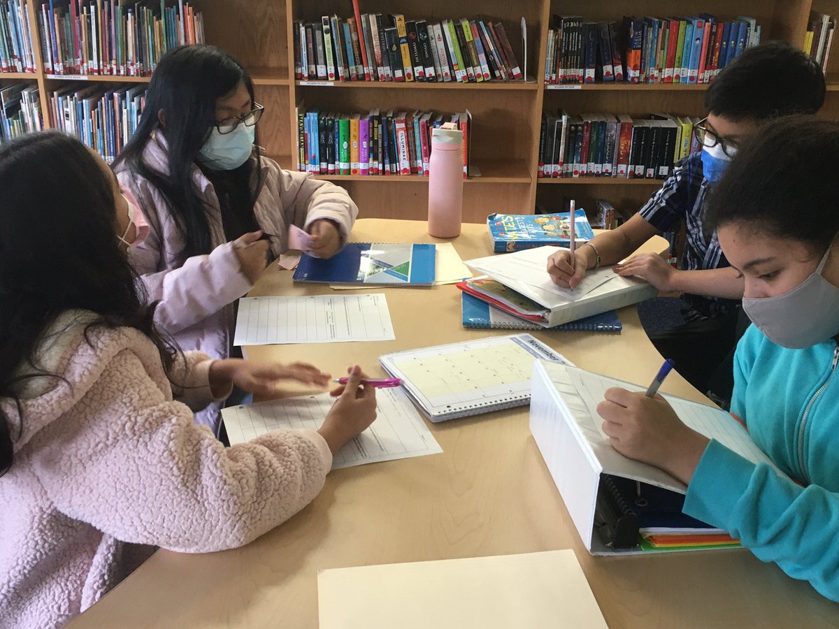 Tara Sanz tweet media