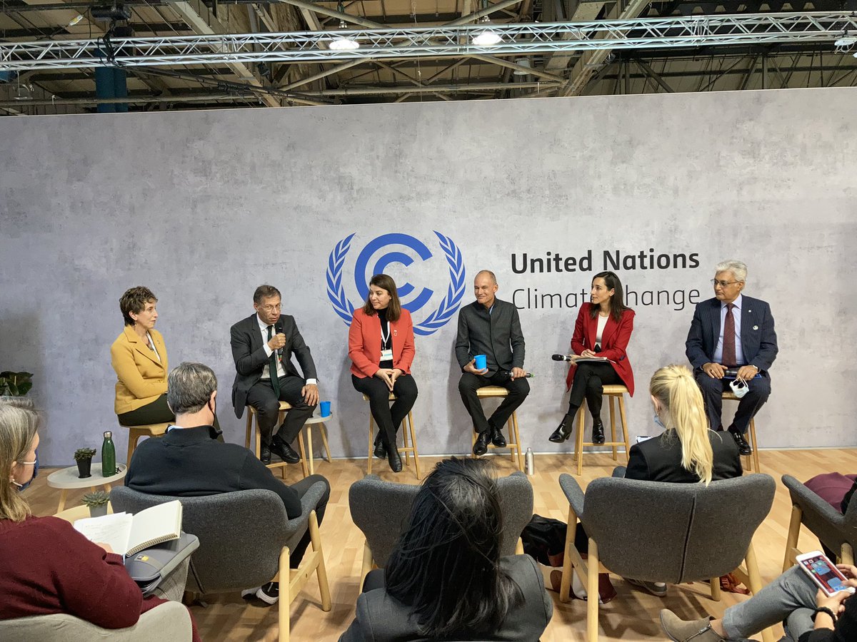 antoinesire tweet media