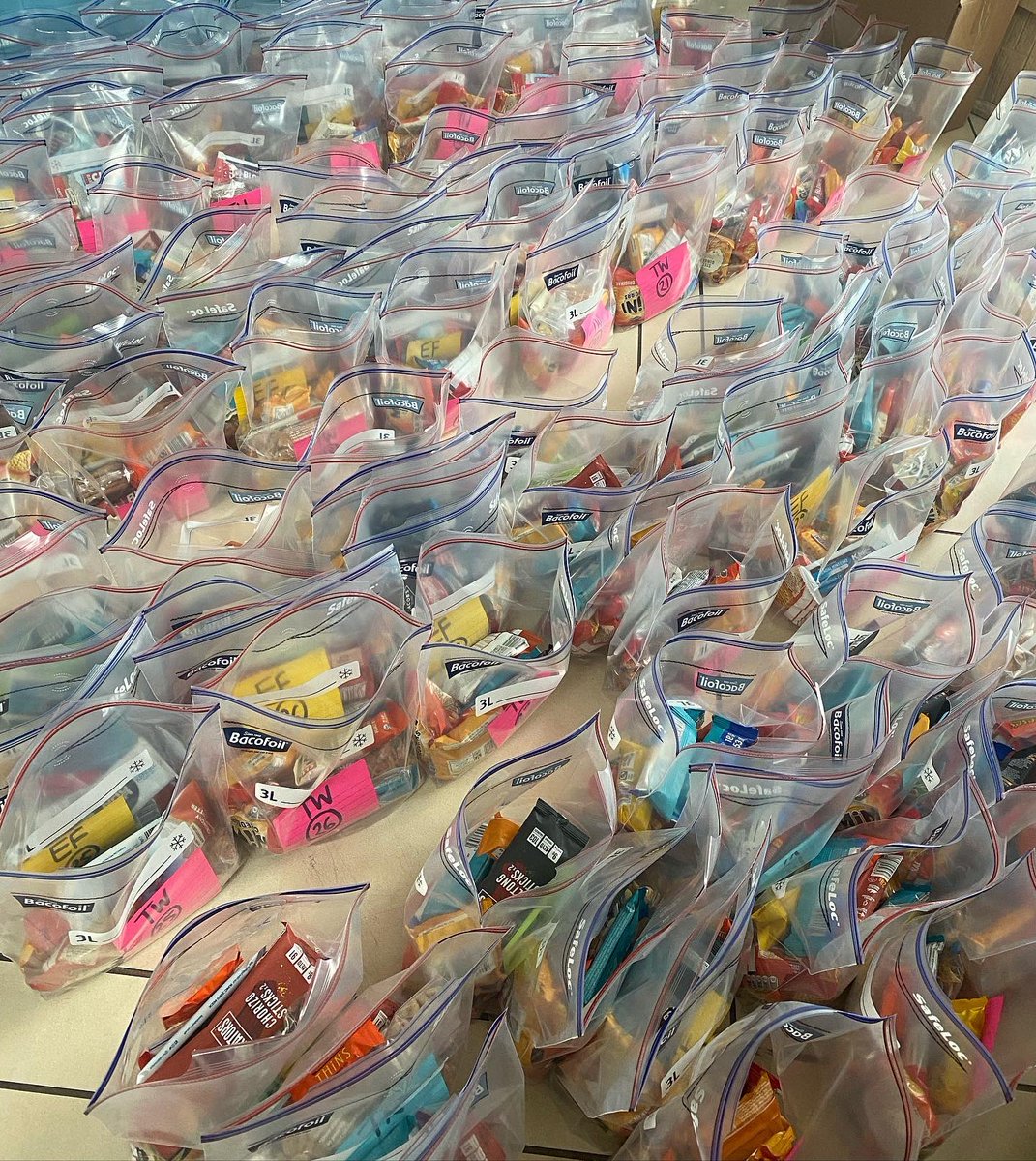 AtlanticNomads's tweet photo. Food prep - behind the scenes! As part of the @ACampaigns race rules, we need to have enough food onboard for 55 days at sea and each consume over 5,000 calories every day! That’s a grand total of 1,108,800 calories for the team! 🍬🥜🍫 #twac2021 #onefortheseas #3000miles https://t.co/ZMioTIvmLu