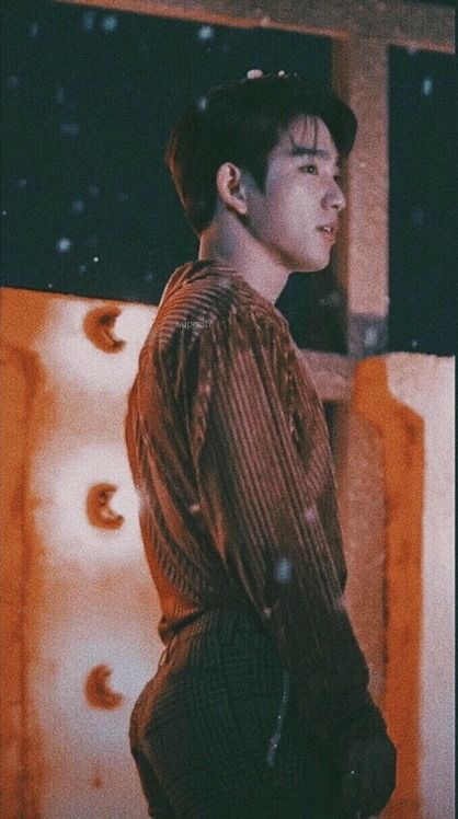 ForeverrrIgot7's tweet photo. Toda vez que eu olho pra bunda do Jinyoung, me sinto desbundada.

Essa bunda é a maior perfeição que existe sim.

#Jinyoung
#GOT7FOREVER 
#GOT7 
#IGOT7 
#JAYB #BamBam #JacksonWang https://t.co/Txyg7RFoyh