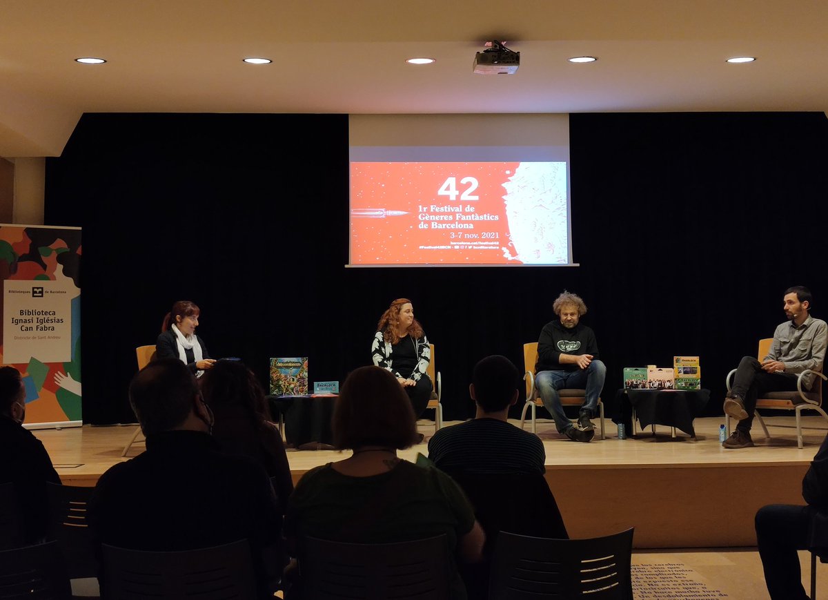 Uri_Clar's tweet photo. Que necessari era un esdeveniment com el #Festival42 a Barcelona.
Per molts anys i infinites gràcies a tots i totes els que ens l'han fet possible, especial i personalment al mestre @RicRuizGarzon ! 

Aneu-hi, que segueix tota la setmana i val molt la pena! https://t.co/V4IQymqVGR