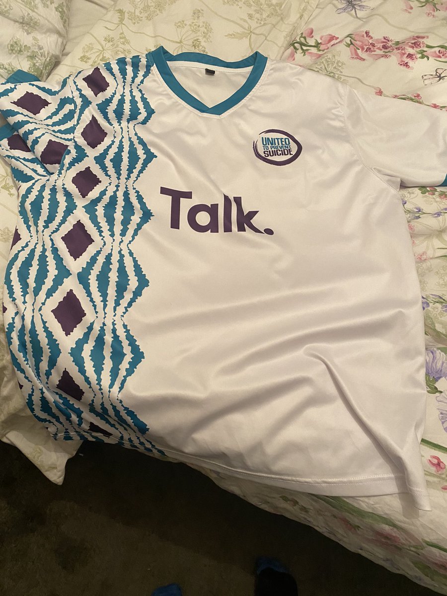 GrantStephen18's tweet photo. Buzzing to have got on board with @_FCUnited Proud to rep the top for the first time tonight @EllonHC training! Anybody ever needs a chat then my DM’s are always open! https://t.co/whga7732Vx