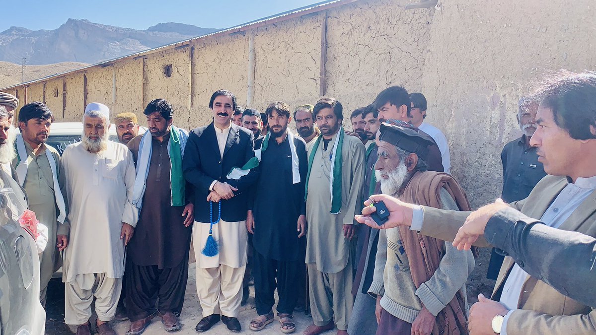 NaseebUllahdum2's tweet photo. زیارت رکن بلوچستان اسمبلی حاجی نورمحمد خان دومڑ صاحب کے قیادت میں جمیعت ف سے سینکڑوں افرادمستفعی ہوکر بلوچستان عوامی پارٹی میں شمولیت اختیار کی @Quddus_Bizenjo1 @BAPartyOfficial https://t.co/Vgo5EY6MvJ