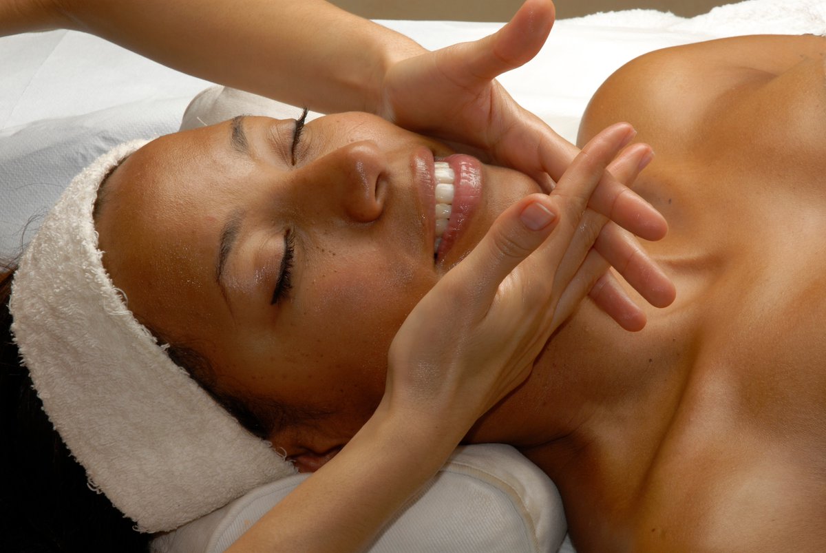 ElementsSATX's tweet photo. Fastest way to relief from stress!
#massage #elementsmassage #SanAntonio https://t.co/ZBEy3xaicn
