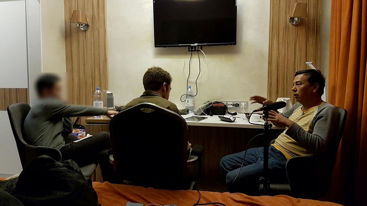 xrmust's tweet image. At the @GIFF_ch Virtual Territories / REEDUCATED by @samwolson x @DirtEmpireNYC @benmauk @NewYorker @jonbernson
 
✅ xrmust.com/xrmagazine/sam…

DECODING 
✅ xrmust.com/xrmagazine/dec…

#GIFF2021 #VR #HumanRights