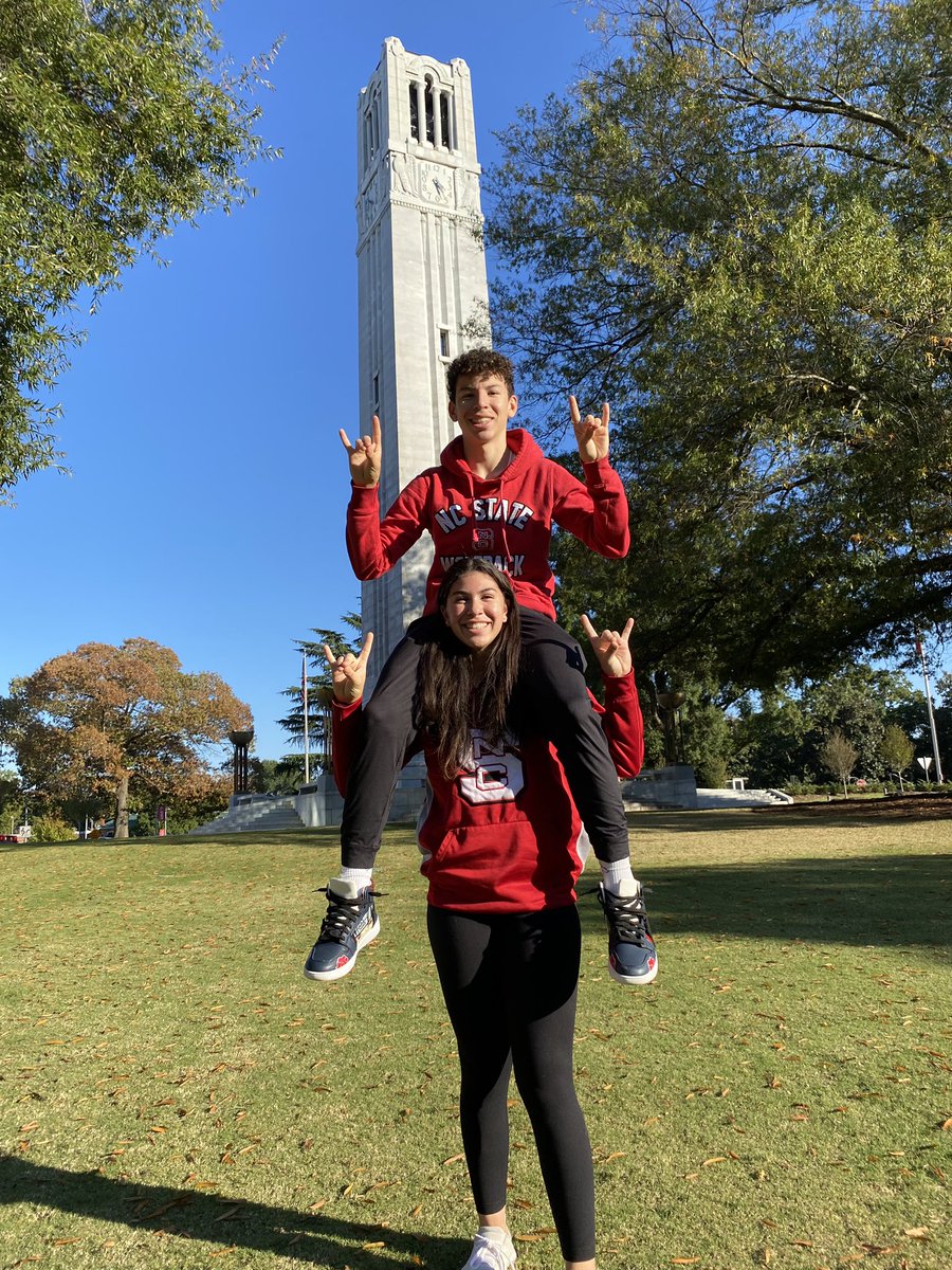 KFekel's tweet photo. My ❤️ is filled w/ joy, Glory &amp; Praise to the Lord my God! 4ever grateful for his illumination in my life to my Mom, Dad, brother, family, coaches &amp; friends, gracias! DREAM BIG, let your light shine! Thank you @CoachPatrick_ @SwiftCoach @KetarahD for believing in me!! #WOLFPACK🐺 https://t.co/YlauLYrMGT