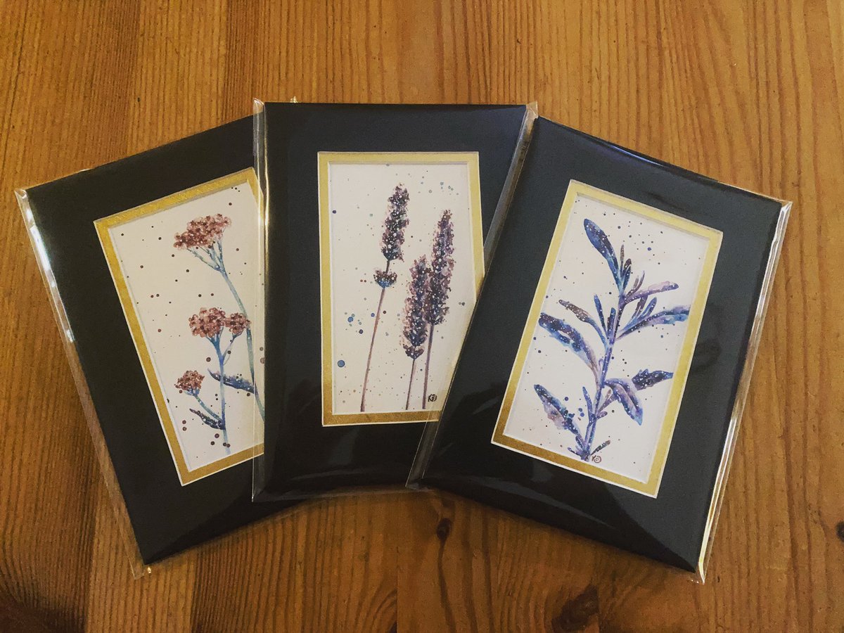 ElderGoddess's tweet photo. The shop is stocked! Get ready for the holidays!
#Christmas2021 #artist #shopsmall https://t.co/dnTIjxpE5b
