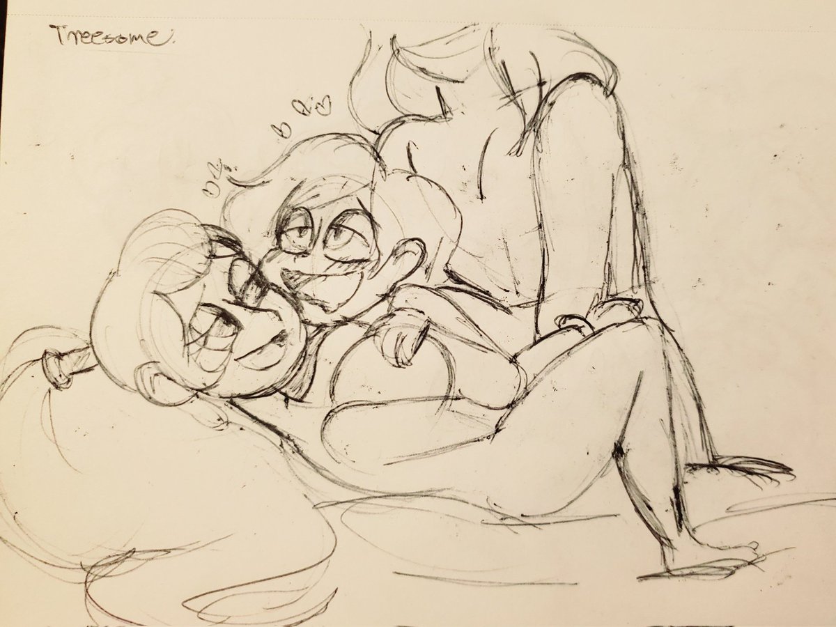 DLitez's tweet photo. These are recent tho. My friend gave me this #bimbtober prompt I thought was fun, I didn't do the whole list cause life won't let me draw at the moment but later on I'd love to pretty these up~
#nsfwartist #nsfwdoodles https://t.co/Qb9OHxtBaW