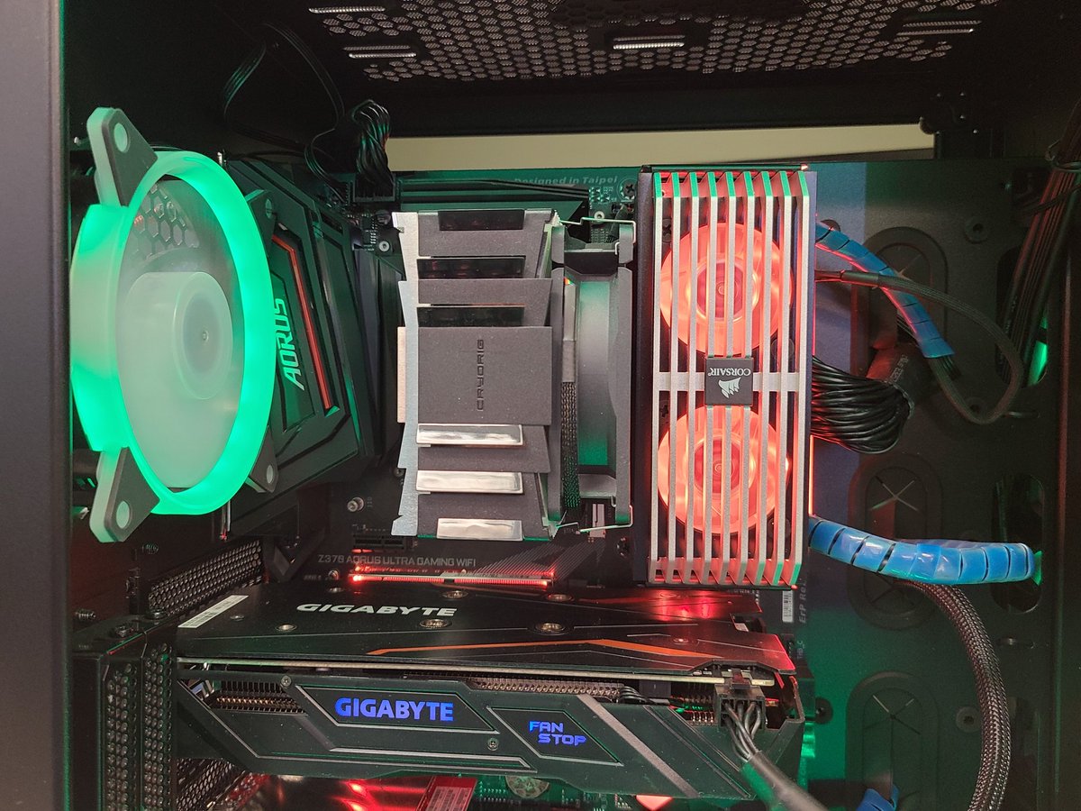 hudson_matt's tweet photo. Check out our Networking Program @OTCedu These careers are in high demand and pay very well. We're lucky to have such great equipment and instructors to train the next generation of IT professionals. #ExploreOTC https://t.co/D0Xq2ej3oy