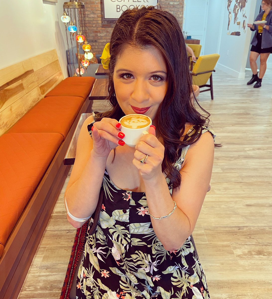 AerinCarrenoTV's tweet photo. Double shot of @YOLO_TX! 👀 ☕️ 👀 

📍: @CafeKarmaTweets | @visitsouthpadre 
Recommendations: ☕️ Coffee Float, Helena Crepe &amp; the Karmic Sunrise Boba Tea 🧋 

#cafekarma #karmacoffee #SoPadre #TexasBestBeach #yolotxinspired #yolotx https://t.co/9s4byZll9v