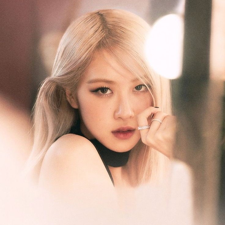 BPInfobrazil's tweet photo. • 🚨|-A votação do "Fans Choice TOP 10" do MAMA 2021 começou! 

Votem em LISA e ROSÉ ao mesmo tempo e na mesma conta, basta selecionar as duas e seguir o processo de votação. 

📥
🔗 https://t.co/dbeKW6QyPZ

@BLACKPINK #ROSÉ #LISA https://t.co/NhvOA5meJg