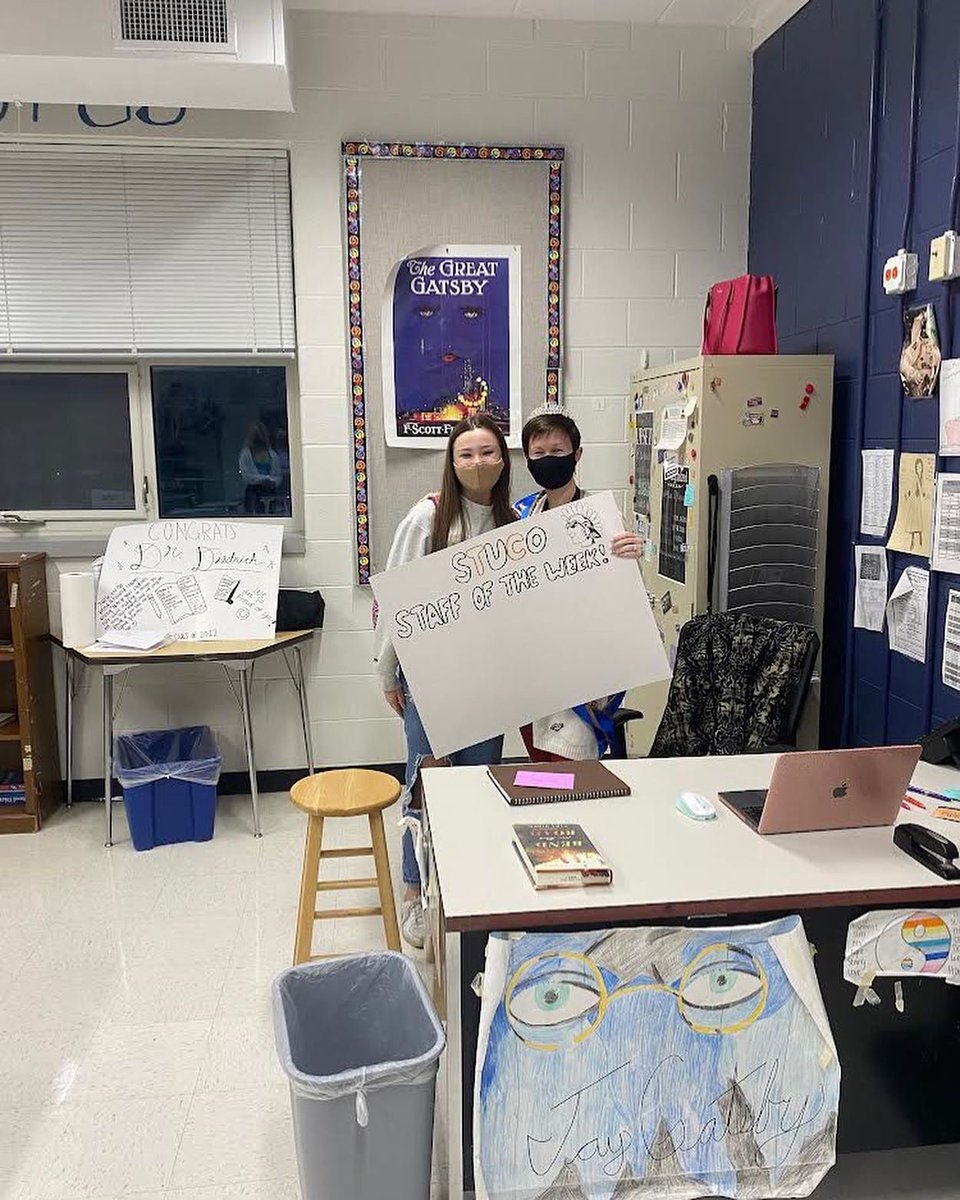 The first AMbush of the year was a success! Thanks for all you do for your students, Dr. Diedrich! <a href="/MCHS156/">McHenry</a> <a href="/MCHS_English/">McHenry English</a> #warriopride156