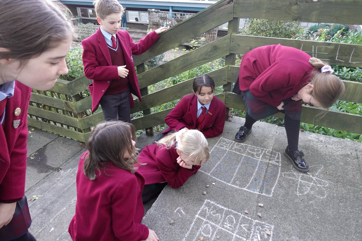 HC_Scotland's tweet photo. #HamiltonJ6 took their #HamiltonMaths lesson about statistics outside into the garden.  They created pictograms using natural materials from the garden then shared their findings with the rest of the class.  

#HamiltonWisdom #HamiltonOutdoorLearning  #OutdoorClassroomDay https://t.co/IdJex2Kz29