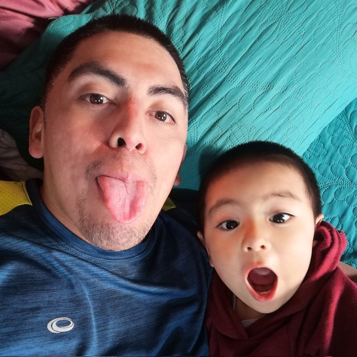 Djsamixchile's tweet photo. #NuevaFotoDePerfil #tomas #papito #hijomio https://t.co/eNcbXpDpyL