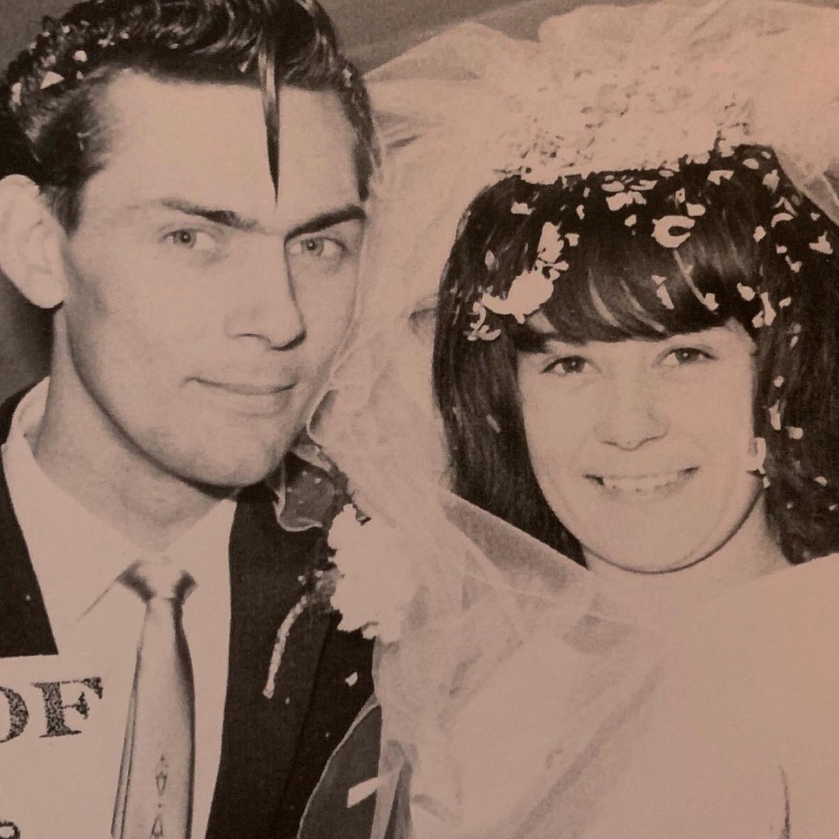 This is a picture of my Mum and Dad on their wedding day in 1965. 
My Dad was 21 years old &amp; had been exposed to the asbestos that resulted in him being diagnosed with #mesothelioma, an asbestos related cancer.
Please consider supporting <a href="/Mesouk/">Mesothelioma UK</a> justgiving.com/Rebekah-Ford1?…