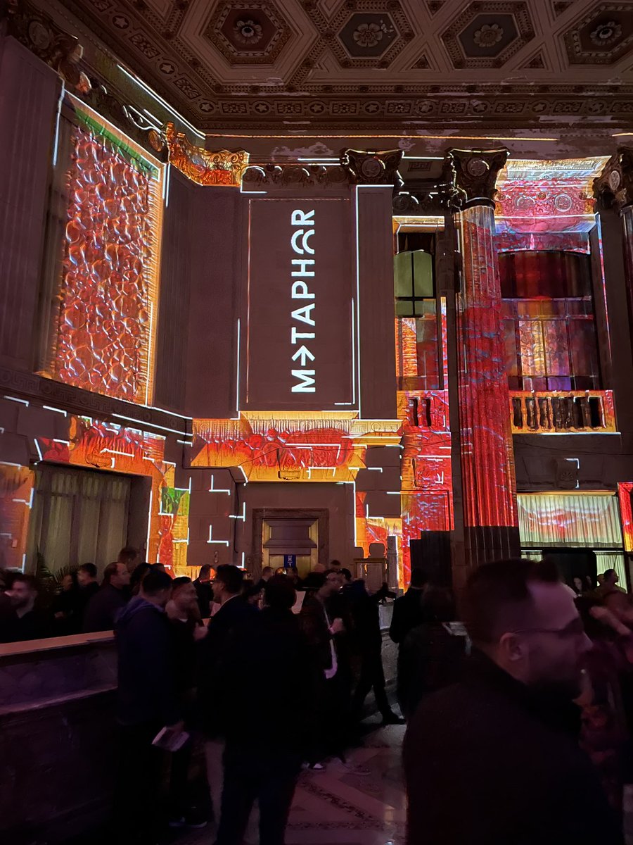 Amazing party at the bank last night! Thanks to <a href="/MatterVault/">Matter Vault</a> for hosting!