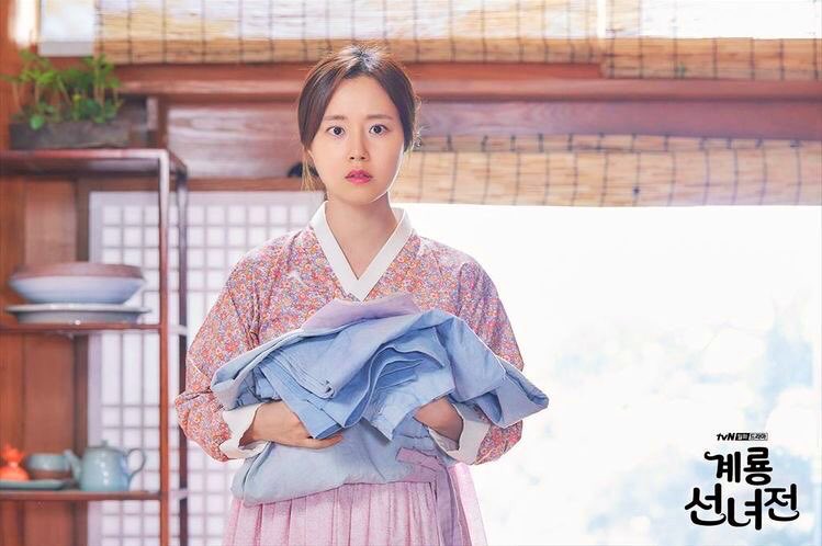mcw_forever_'s tweet photo. ‘Isn’t she lovely, Isn’t she wonderful’
#moonchaewon #sunoknam #taleoffairy #mamafairyandthewoodcutter https://t.co/xaRpkV7ALg