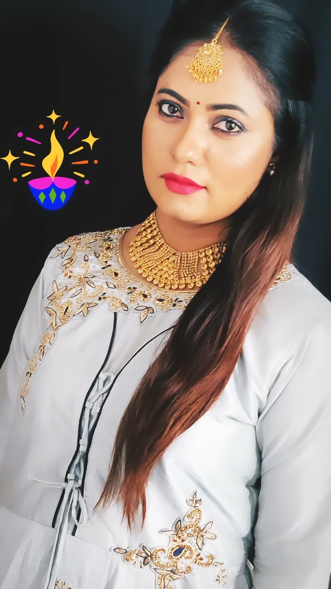 Suguna_fan's tweet image. ನಾಡಿನ ಸಮಸ್ತ ಜನತೆಗೆ ಹಬ್ಬ ದೀಪಾವಳಿ ಹಬ್ಬದ ಶುಭಾಷಯಗಳು...

#HappyDeepawali_2021 
#straighthitsuguna @suguna_n  @suvs