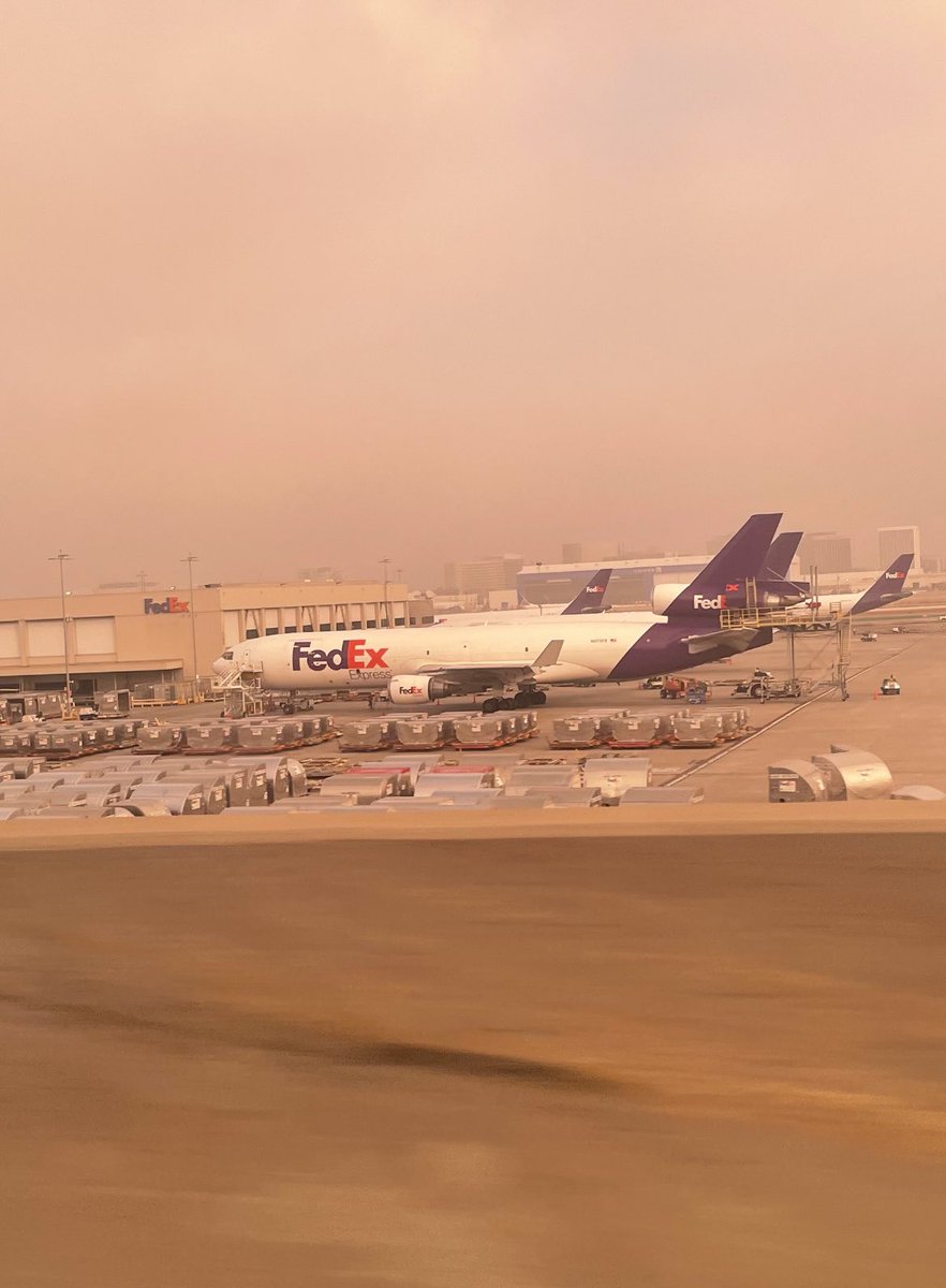 CaucasianJames's tweet photo. flying fedex today. pray for me https://t.co/2XvlMETpRd