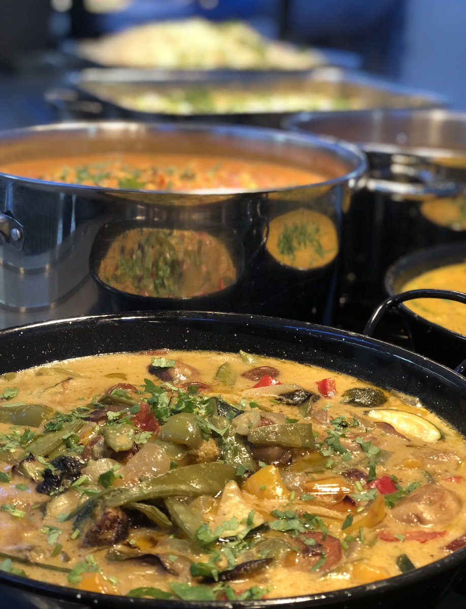 MerchiFood's tweet photo. International Week Day Four: INDIA 🇮🇳 @ChartwellsInd #curryfestival #India #indianday https://t.co/9k78i1rxXQ