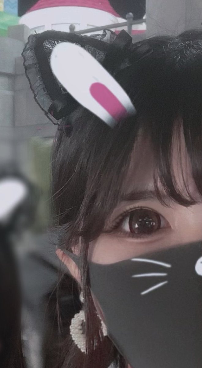 ranran_pyon's tweet photo. 片目界隈 ???

 #片目界隈  #片目界隈さんと繋がりたい  #美男美女さんと繋がりたい https://t.co/q8NV5gglEE