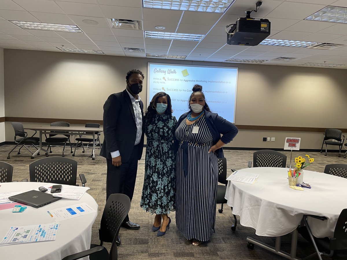 DrBrownEDU's tweet photo. Assistant Principals Core Development Learning Session @SpringISD - Campus leaders collaborating and investing time in growing as instructional leaders on campuses!!🙌🏼#WeAreSpring #LeadersAtWork #HabitsOfDiscussion https://t.co/zuxsKzpltZ