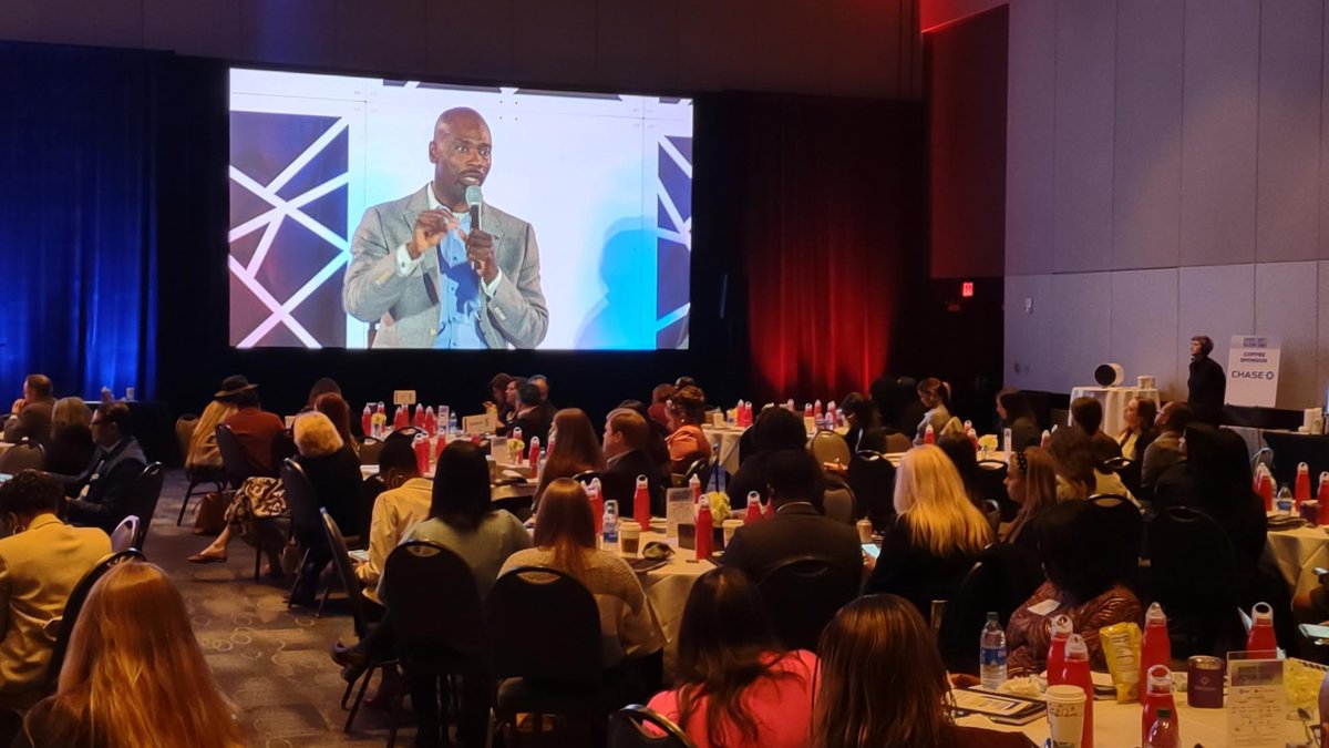 AtriumNavicent's tweet image. It was a great honor for Atrium Health Navicent President and CEO Delvecchio Finley to be among the speakers at this week&apos;s @GAChamber Diversity, Equity, and Inclusion Summitt! #GaDEI2021 #CEOOnTheGo
