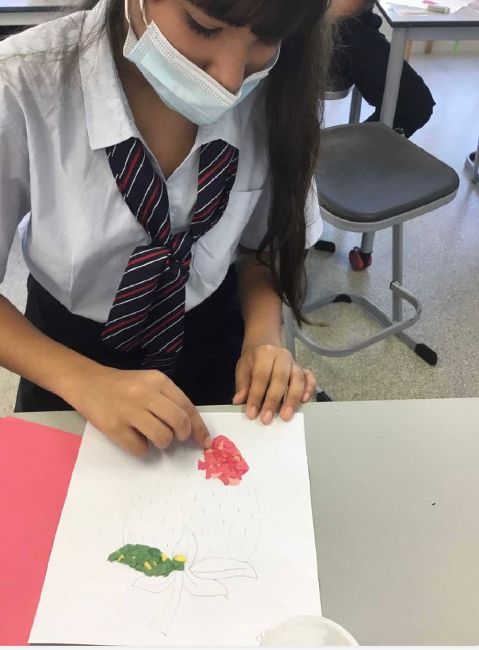 Arts_WEK's tweet photo. This weeks Key Stage 3 ‘Work of the Week’ goes to Balqis and Hind in 7BP who have made a great start to the collage work this week.
#hplcreativity #hplcreate #hplhardworking #wek_visual_arts https://t.co/9PCDD606N6