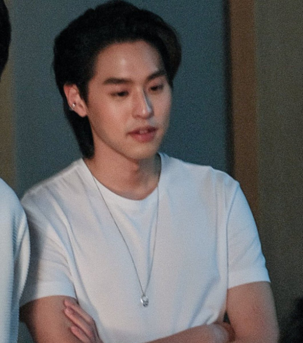 Kanjengirene_'s tweet photo. billkin putthipong assaratanakul can be a daddy, sommai and hot guy at the same time, but can’t be yours 🥲 https://t.co/IQYWc0Qwf5