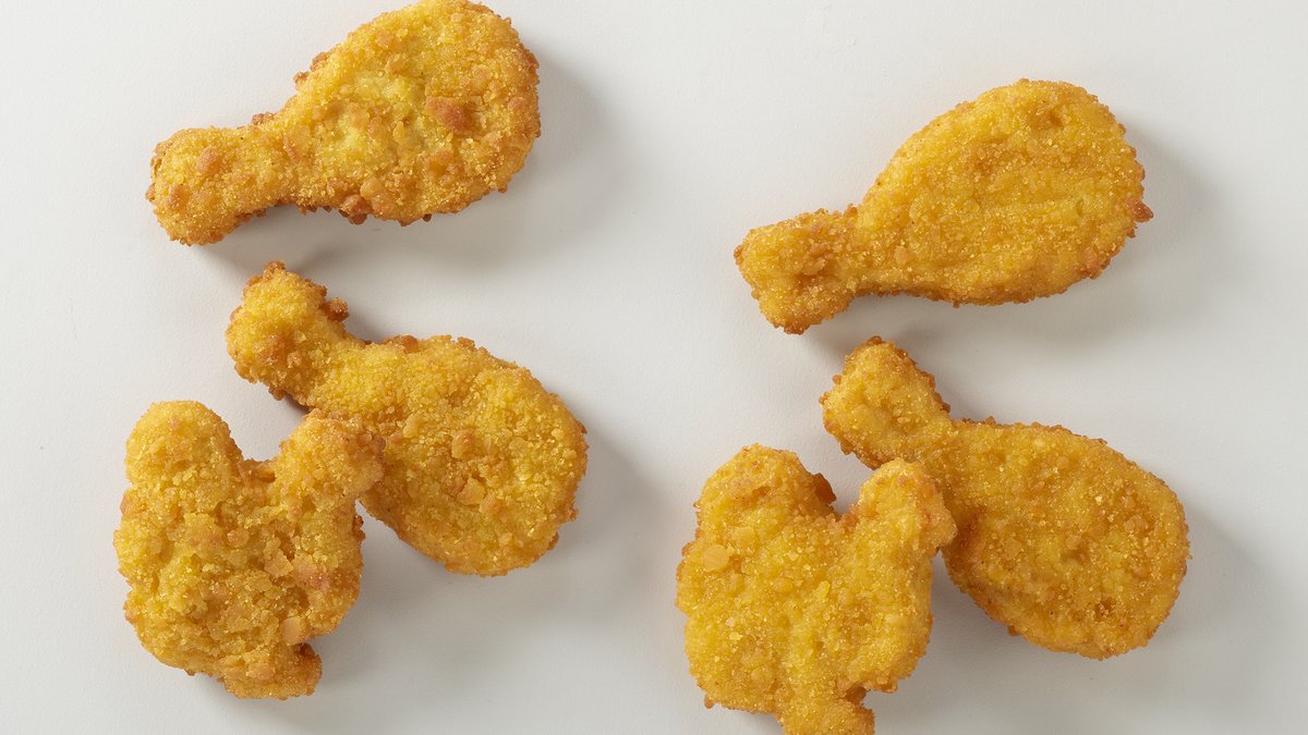 thetakeout's tweet photo. Grab ThanksNuggets in both white and dark meat with 2 new dipping sauces [Updated] https://t.co/rowgaTNV9I https://t.co/VOLninAXF7