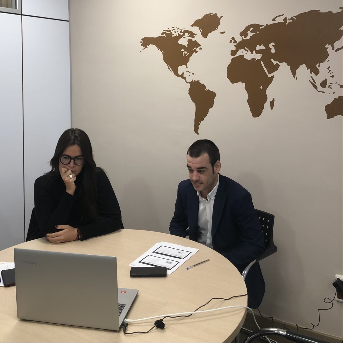 Delvy_Asesores's tweet photo. 🙋‍♀️🙋‍♂️Seguimos con las formaciones y mentoring del programa B-STEP de @barcelonactiva a #startups que desarrollen su actividad en el sector #deportivo o actividad física💪

#emprendedores #emprendedoras #sport #sportstech #bstep https://t.co/6jAP0M1dHe