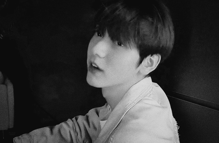 mer_shallow's tweet photo. 형이 부르길래 돌아봤다가 볼 콕 당한 체습읝 https://t.co/sOq6445Pu2