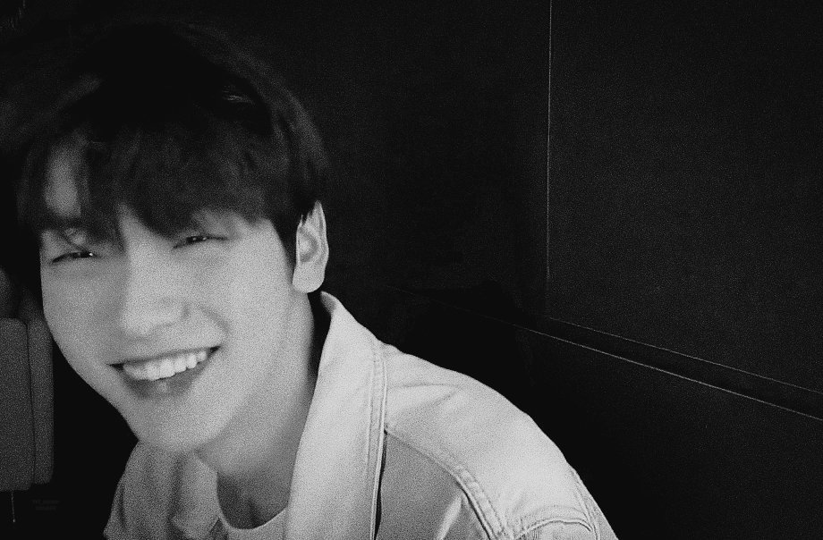 mer_shallow's tweet photo. 형이 부르길래 돌아봤다가 볼 콕 당한 체습읝 https://t.co/sOq6445Pu2