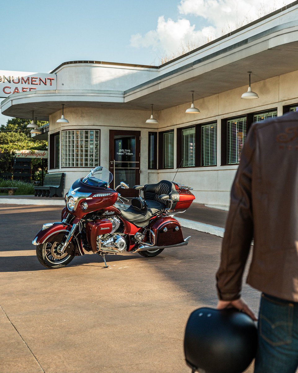 indianmotocycle's tweet photo. Fully loaded American muscle. Take things to the next level with our new 2022 Thunderstroke and Powerplus models.

There's an #indianmotorcycle for everyone, find yours at https://t.co/EsFCoF1ARn

#ChieftainDarkHorse #ChallengerLimited #SpringfieldDarkHorse #IndianRoadmaster https://t.co/wEOtHUW12u