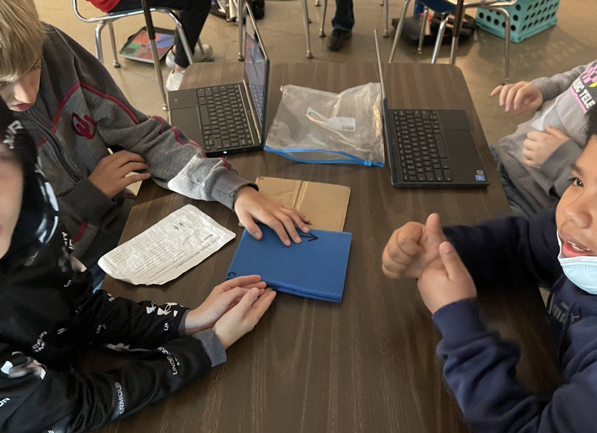 SevonEmily's tweet photo. Today students are using models to explore how the tectonic plates interact. #handsonlearning #orilakers @ORILaker https://t.co/UQONctvMJS